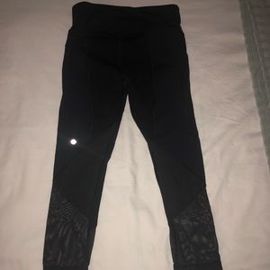 Lululemon Cropped Legging with Mesh